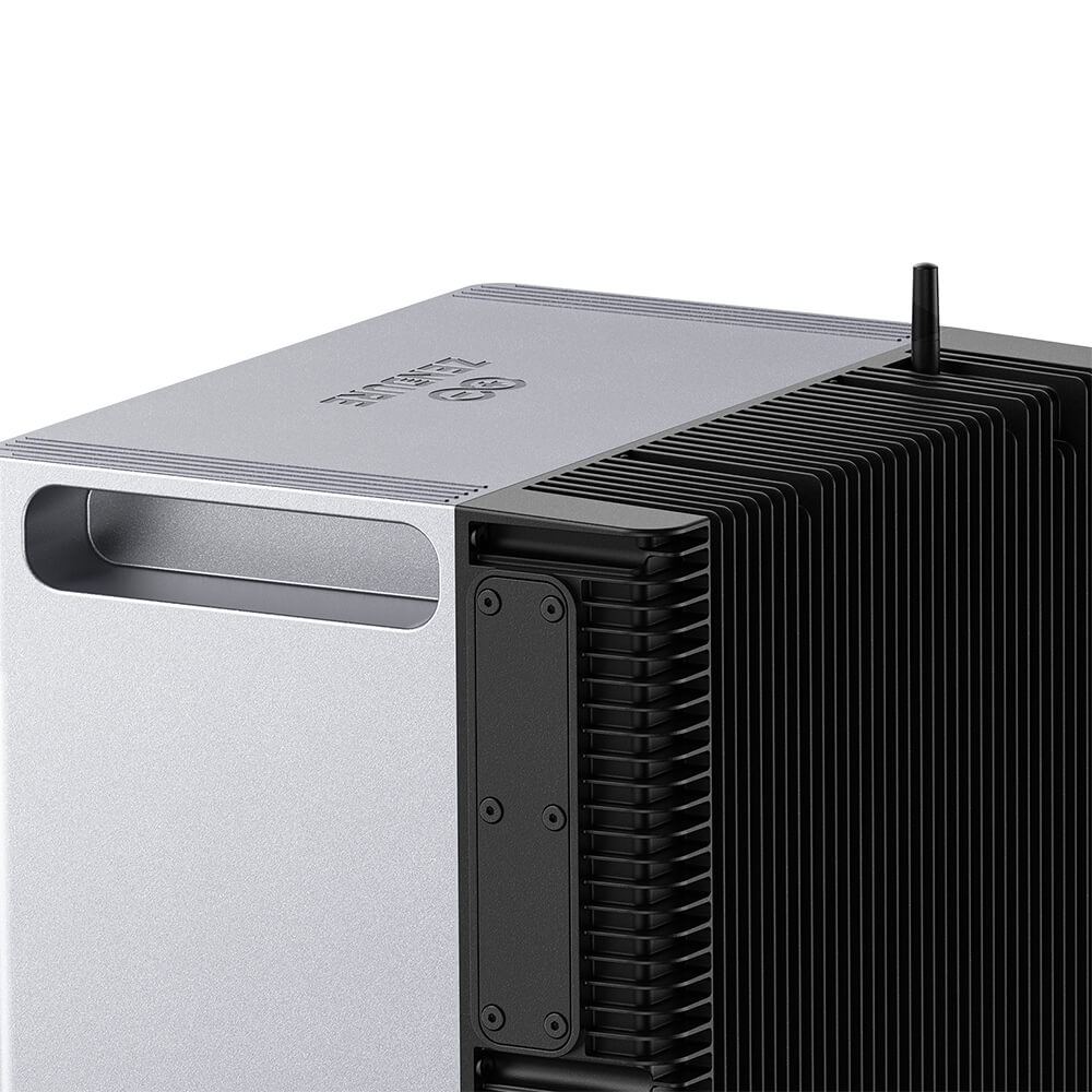 Vue lat¨¦rale du SolarFlow 2400 AC+