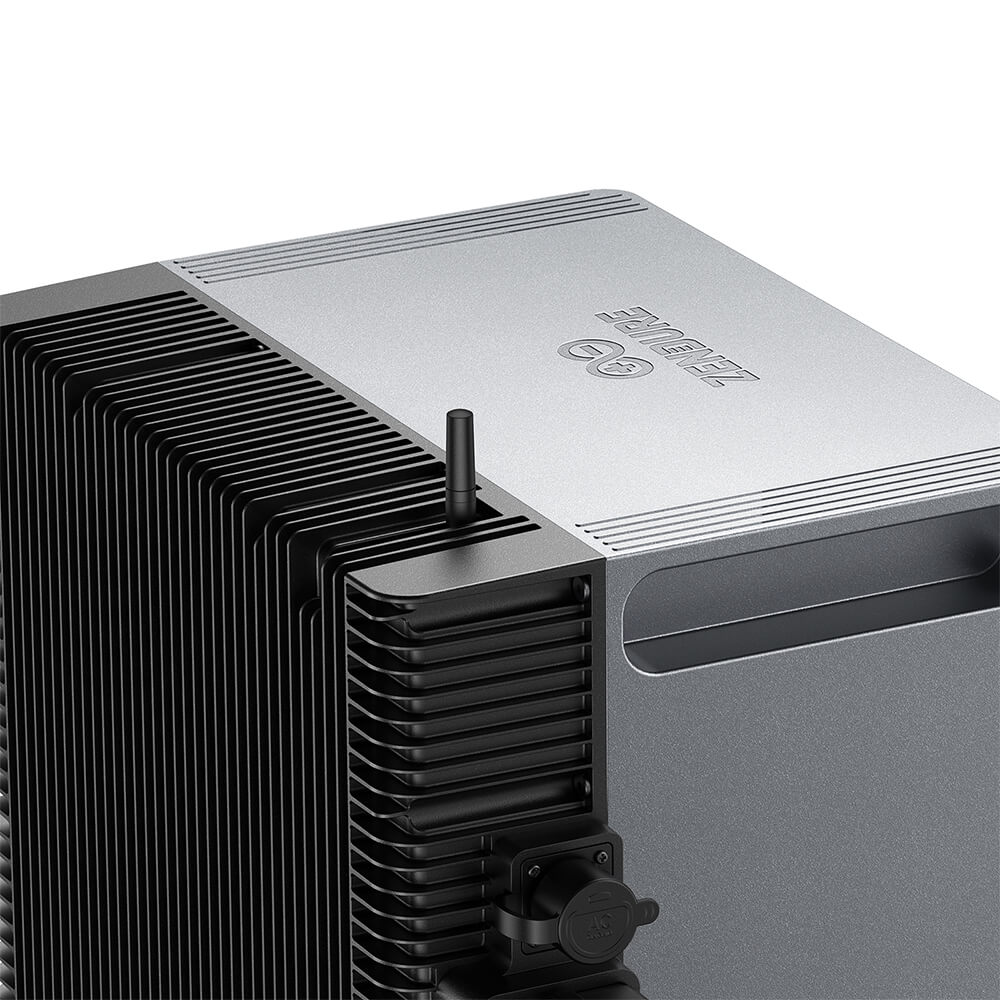 Vue lat¨¦rale du SolarFlow 2400 AC+
